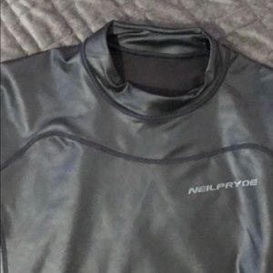 Neilpryde combat skin top (wetsuit)